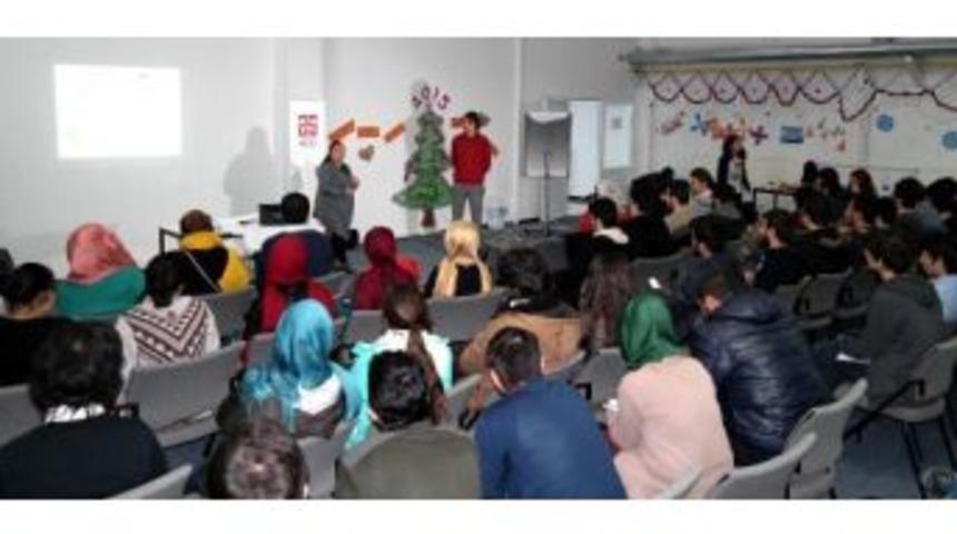 Gen&ccedil;lerden 'yabancı D&uuml;şmanlığı Ve Irk&ccedil;ılığa Karşı' 'hepimiz Insanız' Mesajı