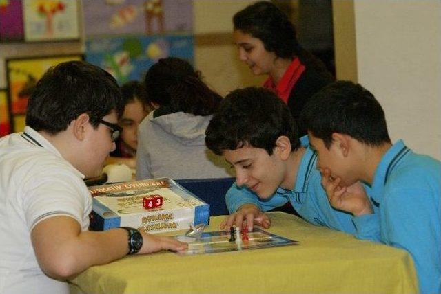 Çocuklarda Matematik Fobisi Oyunlarla Aşılıyor