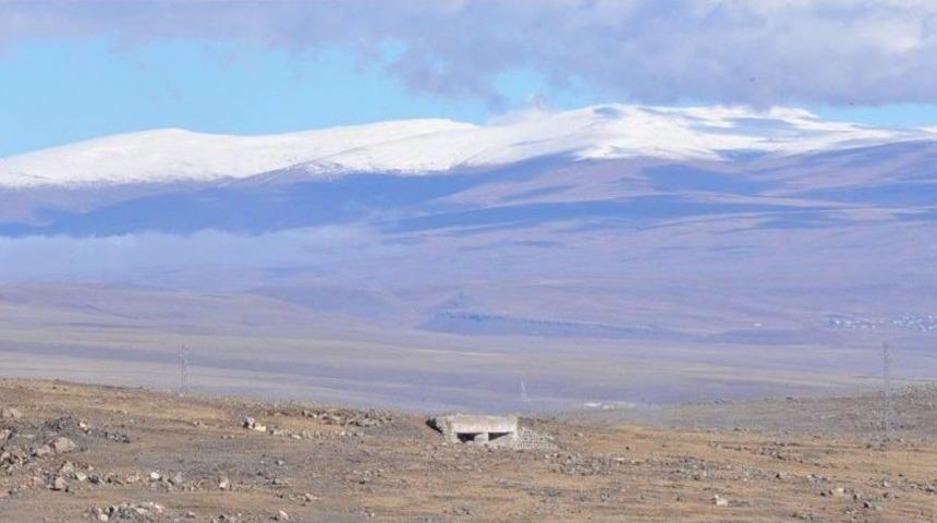 Kars&rsquo;ta Soğuk Kendini G&ouml;sterdi, Hava Sıcaklığı Gece Eksi 5&rsquo;e D&uuml;şt&uuml;