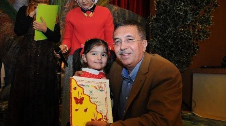 Pursaklar Belediyesinin &lsquo;nezaket El&ccedil;ileri&rsquo; Mezun Oldu