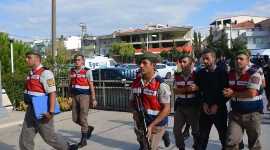 Bandırma’Da 3 Kişiyi Öldüren 3 Zanlı Adliyede