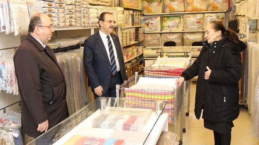 Başkan Şahin, Esnaf Ve Vatandaşların Derdini Dinledi