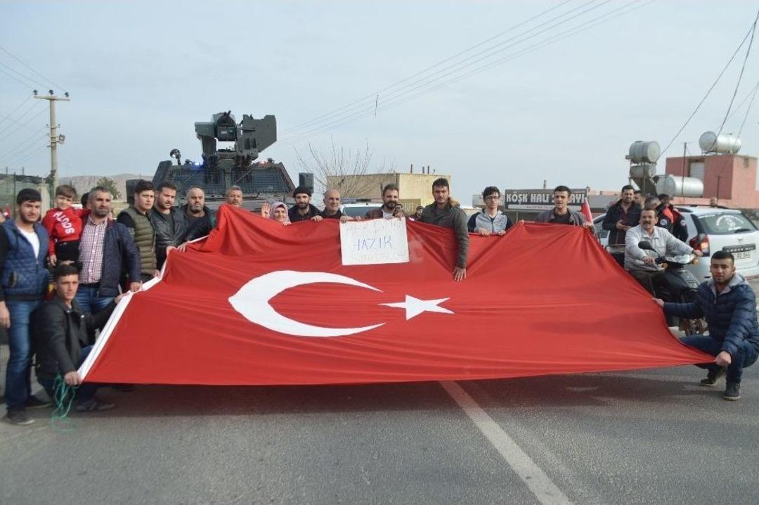 Mardin&rsquo;den Operasyondaki Asker Ve Polislere Destek