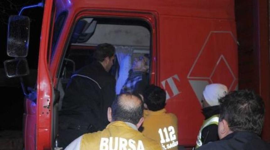 Direksiyonda Kalp Krizi Ge&ccedil;irdi, Cep Telefonuna 112'yi Yazdı, Arama Tuşuna Basamadan &Ouml;ld&uuml;