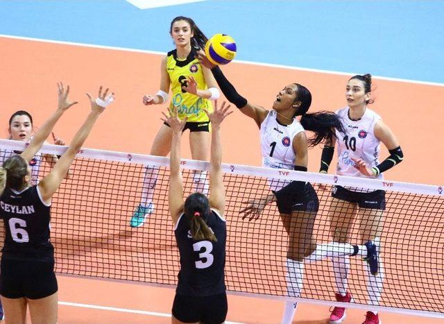 Vestel Venus Sultanlar Ligi: Halkbank: 3 - Beşiktaş: 1