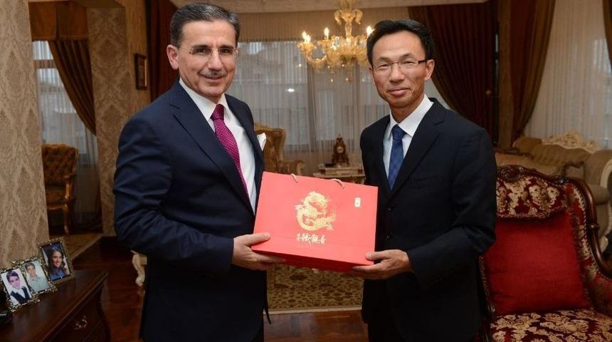 Vali Topaca, &Ccedil;in Halk Cumhuriyeti B&uuml;y&uuml;kel&ccedil;isi Hongyang&rsquo;ı Kabul Etti