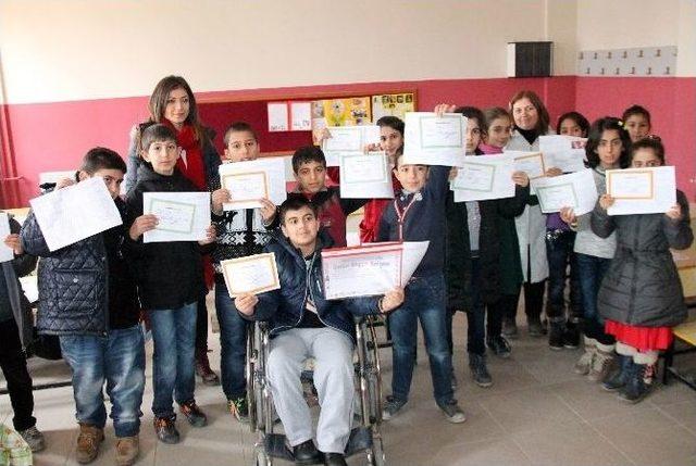 Y&uuml;zde 92 Engel, Başarıya Engel Olmadı 1