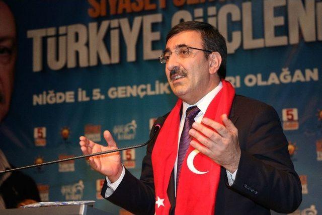 Ak Parti Niğde Gençlik Kolları 5. Olağan Genel Kurulu Yapıldı