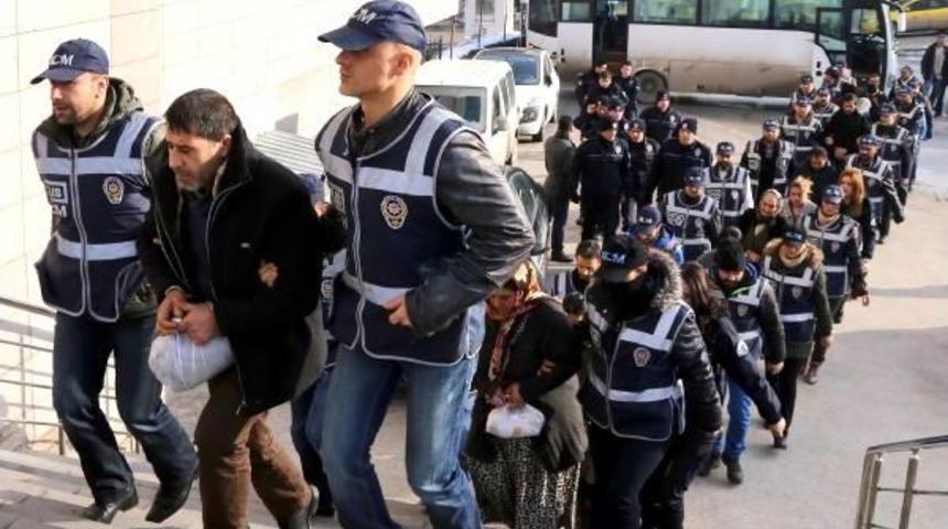 Eskişehir'de 14 Uyuşturucu Ş&uuml;phelisi Adliyeye Sevk Edildi