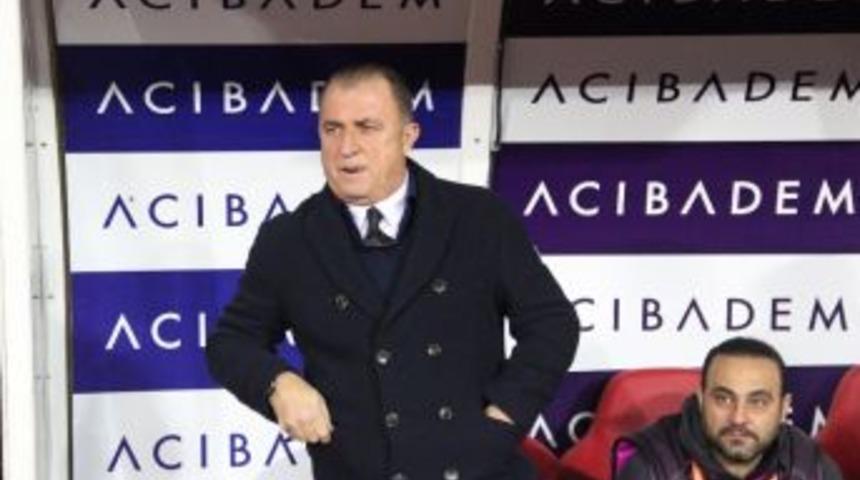 Galatasaray, 6 Ma&ccedil; Sonra Kaybetti