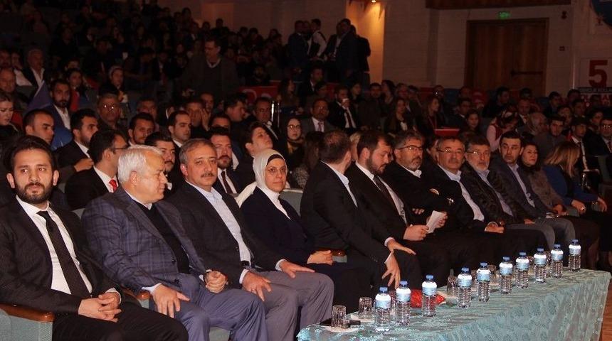 Ak Parti Genel Başkan Yardımcısı Ravza Kavak&ccedil;ı Kan;