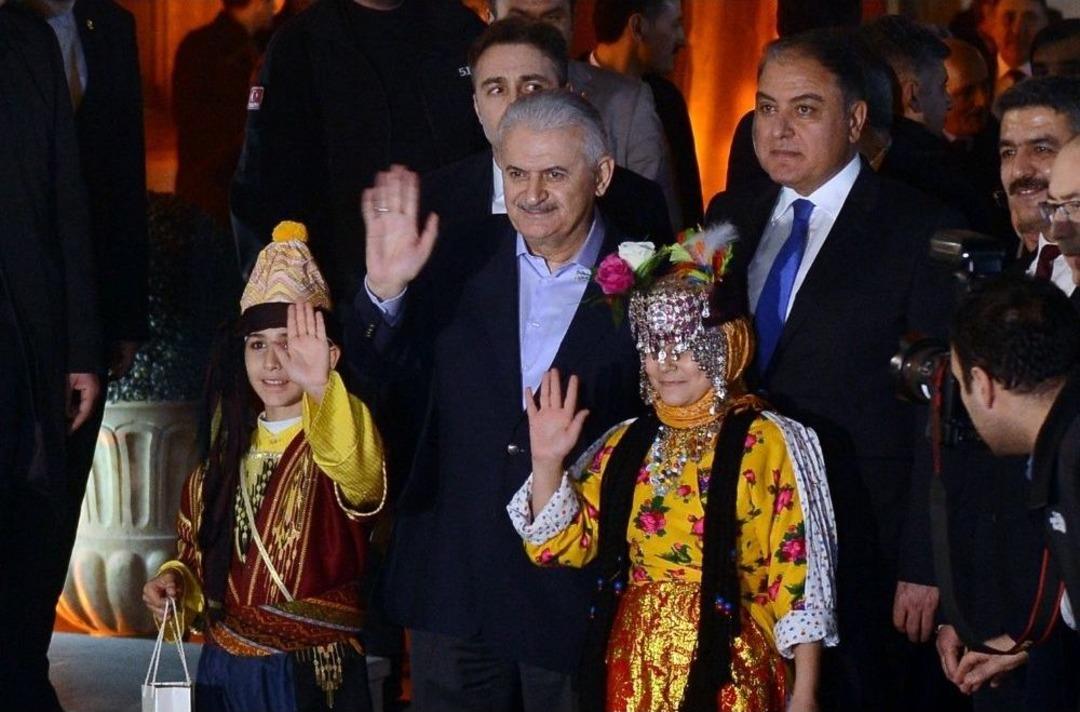 Başbakan Yıldırım&rsquo;dan M&uuml;ttefiklere &Ccedil;ağrı, Nato&rsquo;ya &Uuml;ltimatom