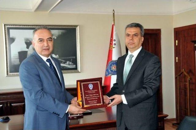 Yalova Emniyeti’nde Devir Teslim Töreni 2