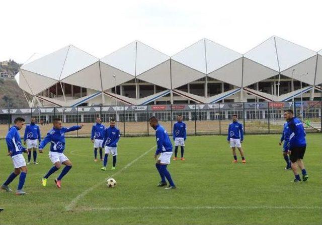 Trabzonspor Kulübü, Filistinli Futbolculara Kapılarını Açtı