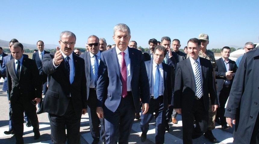 Sağlık Bakanı Demircan: "bilgi &Uuml;reten Toplum Olmak Zorundayız"