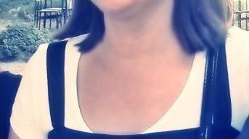 Bunalıma Giren Kadın Tabancayla İntihar Etti