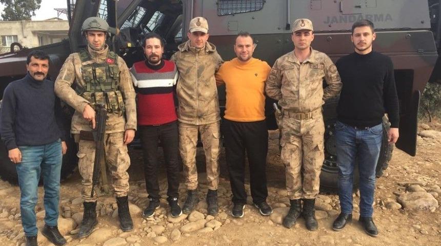 &Uuml;lk&uuml;c&uuml;ler Mehmet&ccedil;iğe Destek İ&ccedil;in Sınırda