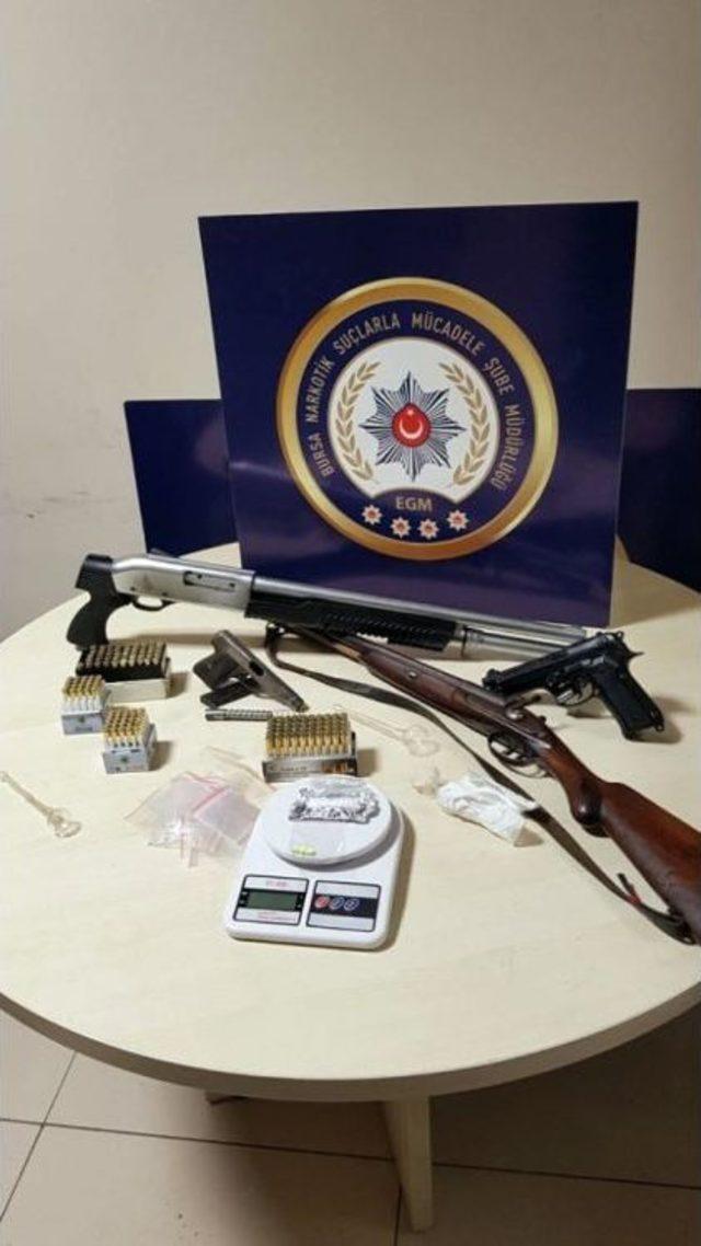 Narko-tem Whatsapp İhbarı İle 8 Kişi G&ouml;zaltına Alındı 1