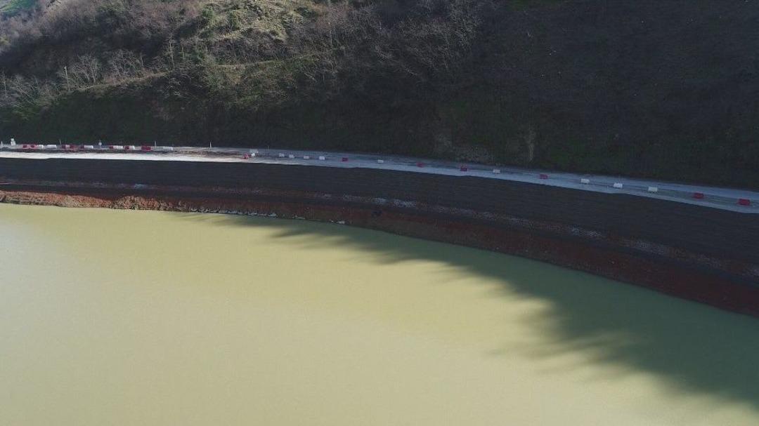 Sera G&ouml;l&uuml;&rsquo;n&uuml;n Tartışmalara Neden Olan Duvarı D&uuml;zeltildi