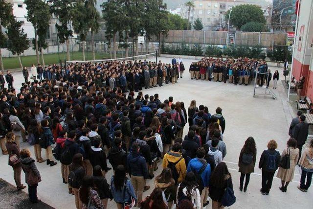 Marmaris’te 14 Bin Öğrenci Ders Başı Yaptı