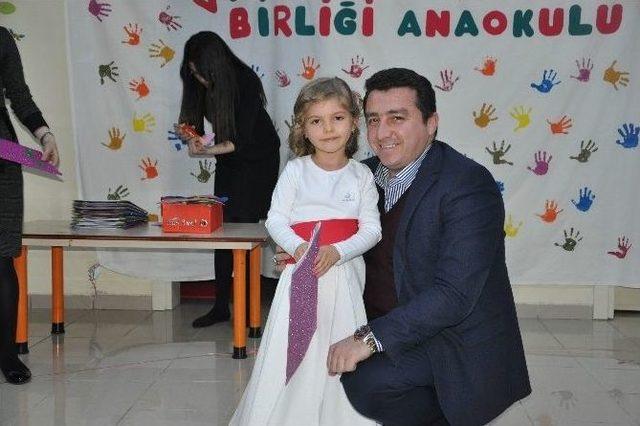 Minikler İlk Karnelerini Aldı 1