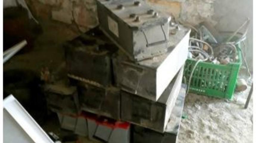 Ak&uuml; Hırsızları Tutuklandı