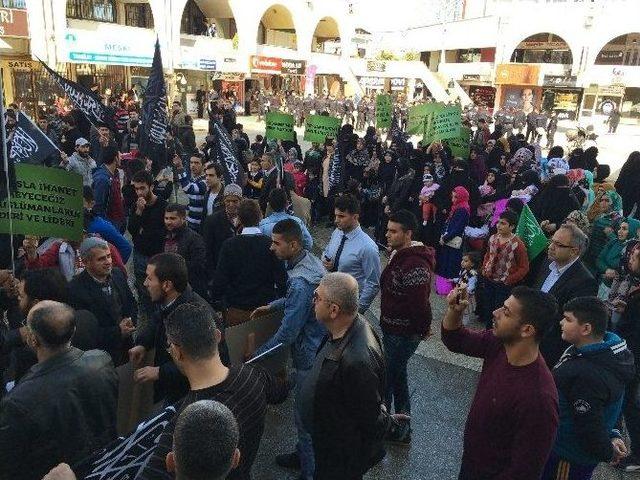 Peygamberimize Hakaret Eden Dergiye Protesto 1