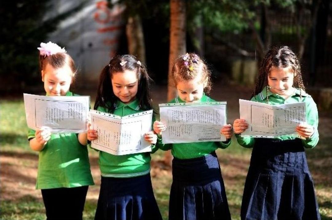 Fotoğraflarla Karne Heyecanı