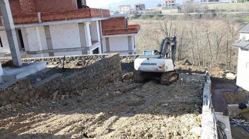 Başiskele&rsquo;de Yeni Yollar Yapılıyor