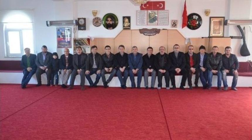 Se&ccedil;im &Ccedil;alışmalarını Cemevinden Başlattılar