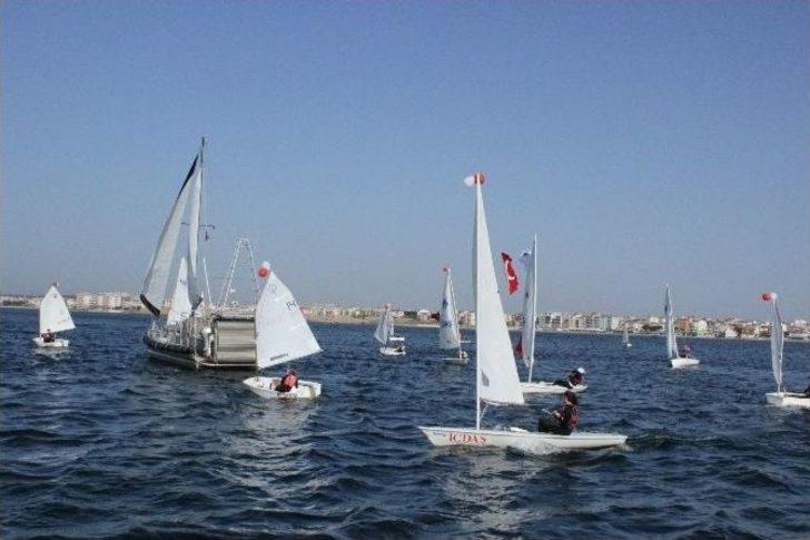 Kendi Yaptığı Tekneyle 6 Aydır Denizde G5