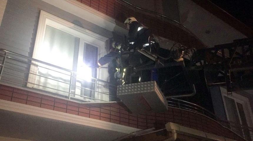 Karasu’daki Şömine Yangını Söndürüldü