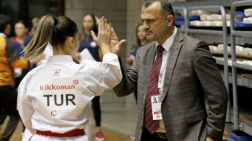 Esat Delihasan: "hedeflerimizden Birine Ulaştığımız İ&ccedil;in Mutluyuz"