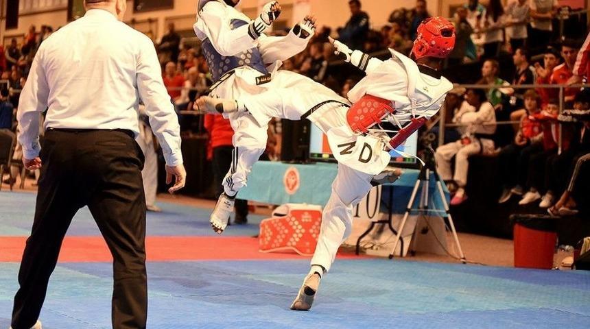 İstanbul&rsquo;da Tekvando Ş&ouml;leni