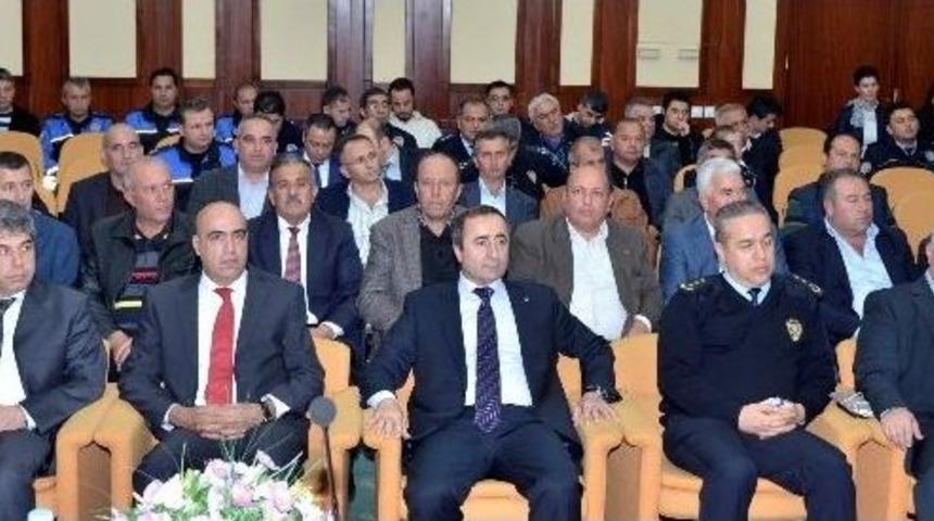 Tonbul, Kent Sorunlarını Muhtarlarla G&ouml;r&uuml;şt&uuml;