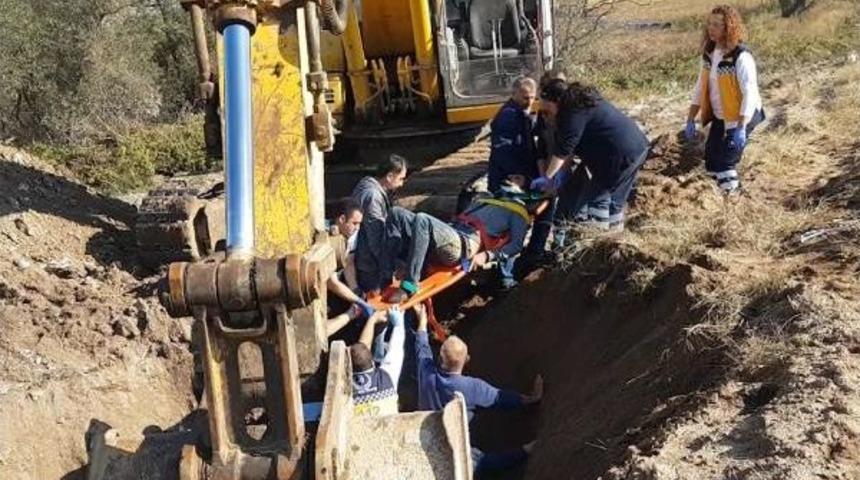 Kanal Kazısında Toprak Altında Kalan 2 Iş&ccedil;i Yaralandı (2)