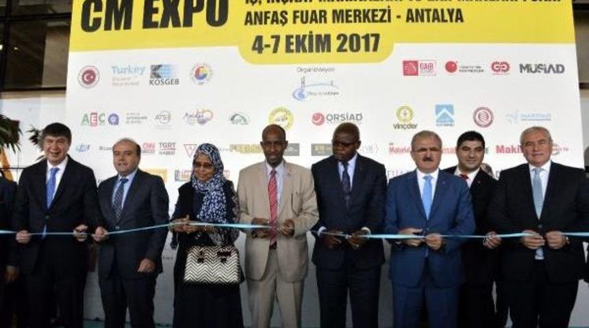 T&uuml;rkiye'nin Ilk Yerli Iş Makineleri Fuarı A&ccedil;ıldı