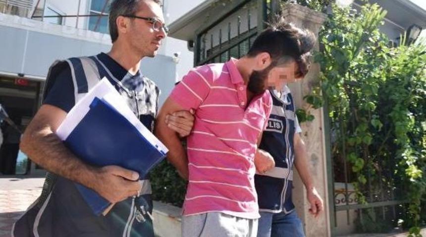 Cinsel Ilişkiye Girdiği Kadını Kendisini Tatmin Etmediği Iddiasıyla Bı&ccedil;akladı