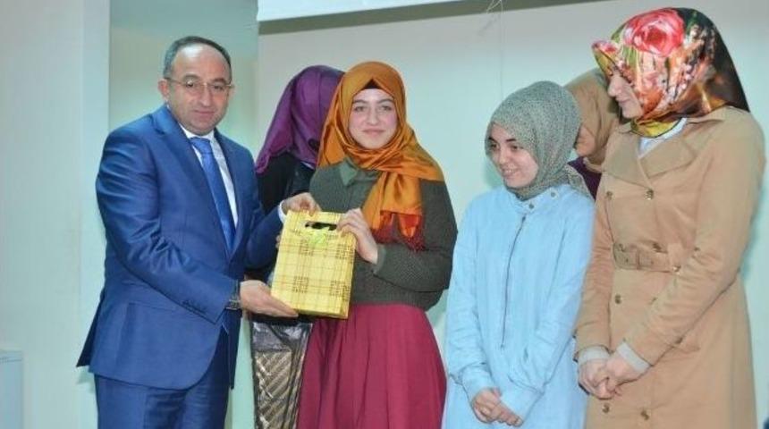 &Uuml;z&uuml;lmez, Karne Sevincine Ortak Oldu