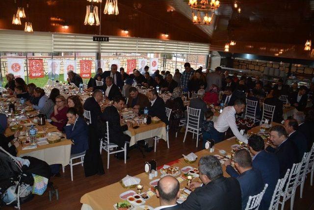 Mhp’den Mahalle Temsilcileri İle İstişare Toplantısı