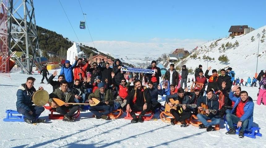 Sazlı S&ouml;zl&uuml; Kızak Keyfi