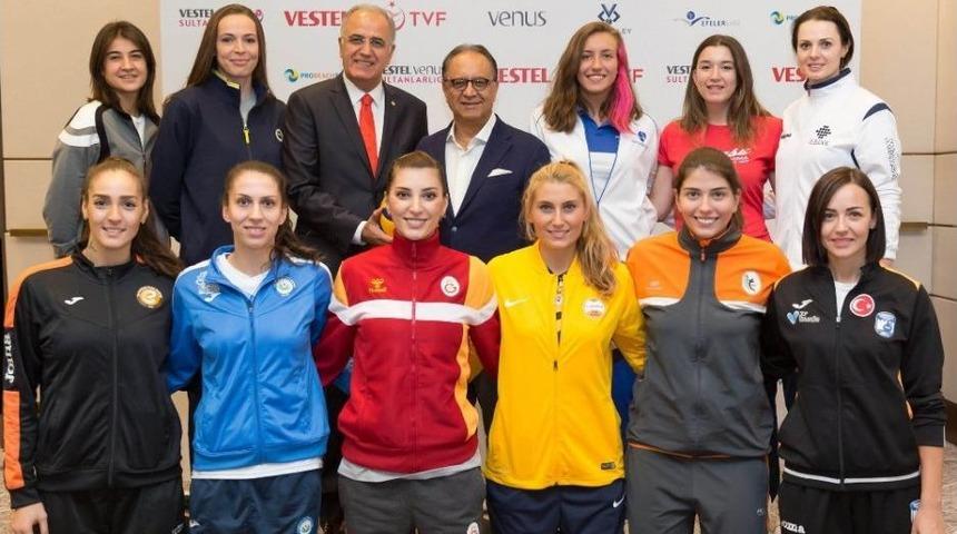 Sultanlar Sahne Alıyor