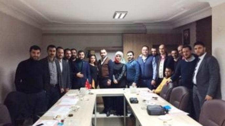 Gen&ccedil; M&uuml;siad&rsquo;ta Kongre Heyecanı