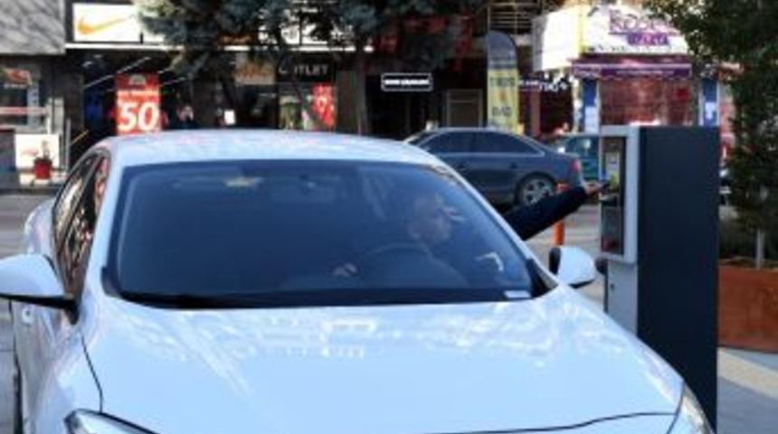 Isparta&rsquo;da Otoparklarda &Ouml;n &Ouml;demeli Kart D&ouml;nemi