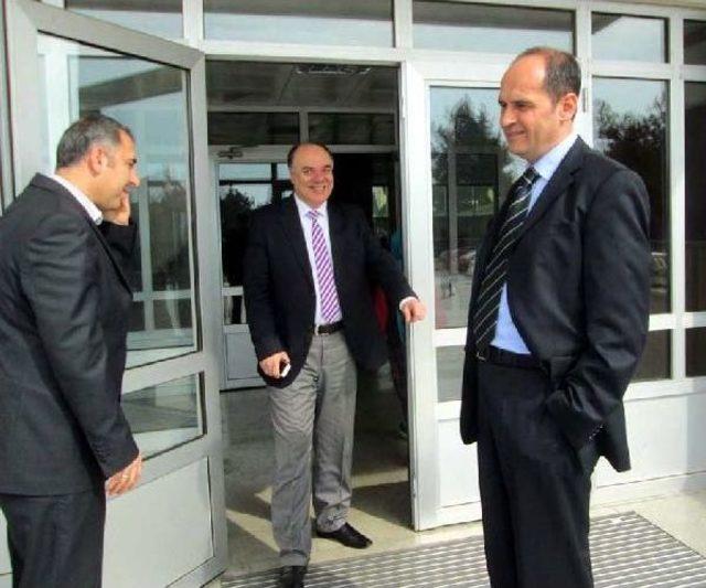 Manisa da Milli Eğitim Müdürü Değişti 1