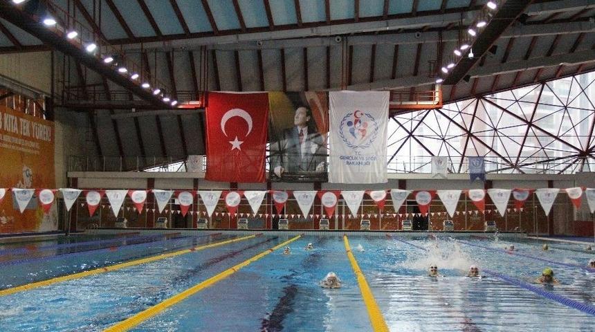 Y&uuml;zme Milli Takımı&rsquo;nın Mersin Kampı Sona Erdi