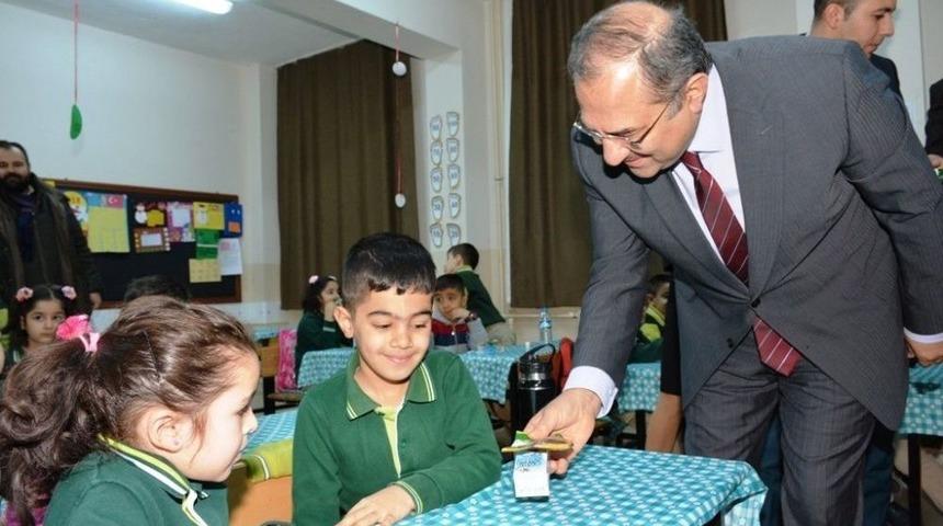Malatya&rsquo;daki Okullarda S&uuml;t Dağıtımı Başladı