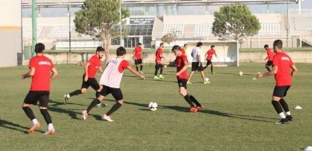 İşitme Engelliler Futbol Milli Takımı, Avrupa Şampiyonası'na Hazırlanıyor