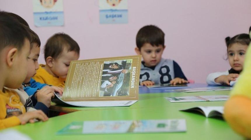 Niğde&rsquo;de &Ccedil;ocuklara Tarihi Eserli Boyama Kitabı