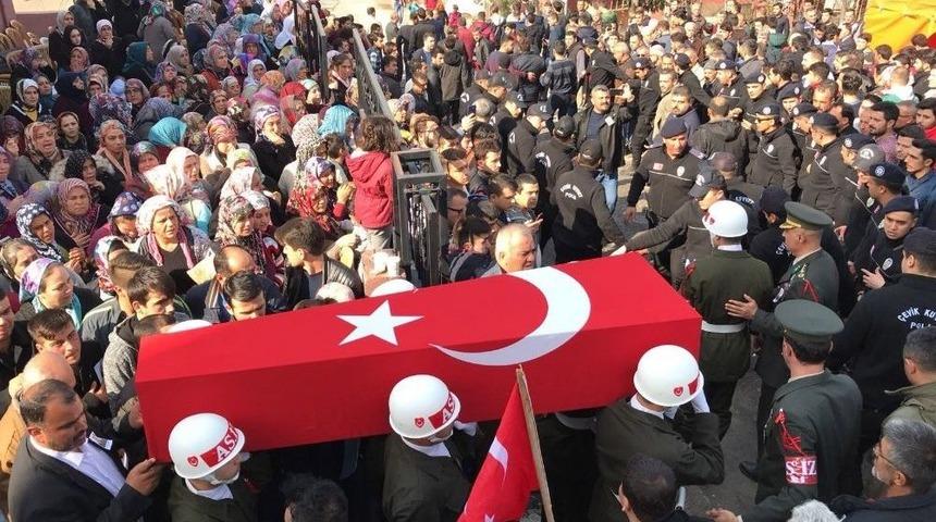 İskenderun Şehit Uzman &Ccedil;avuşu Uğurluyor